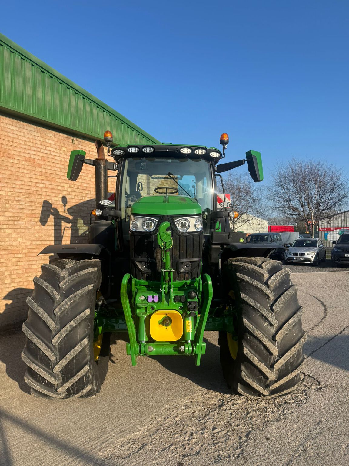 John Deere 6R 215 (2024) Tractor