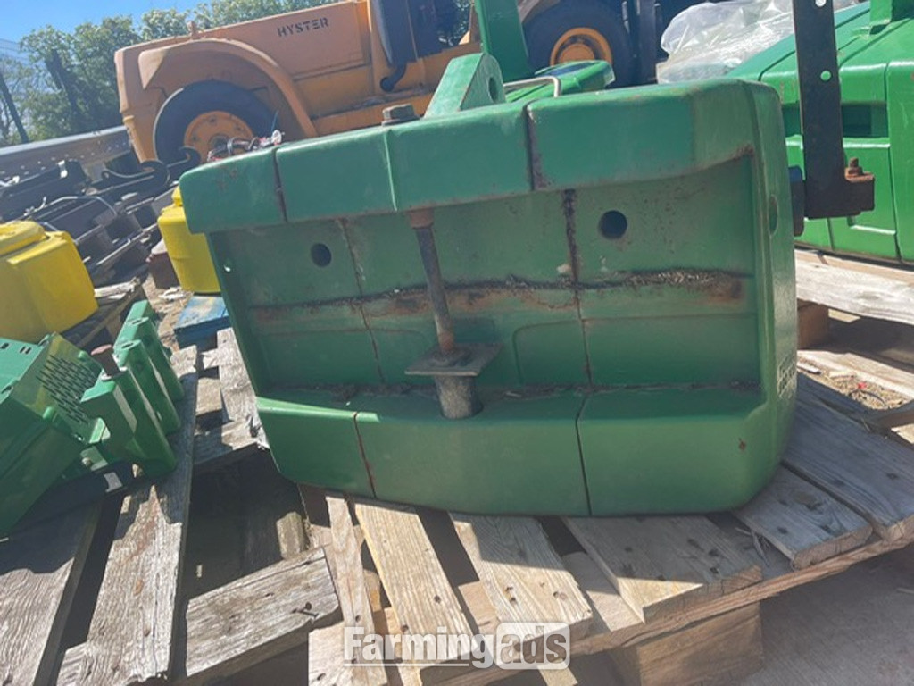 John Deere 900kg