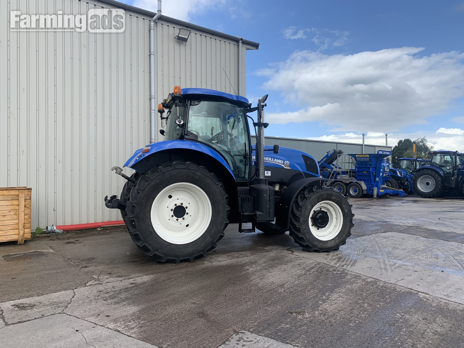 New Holland T7.200 (2013) Tractor