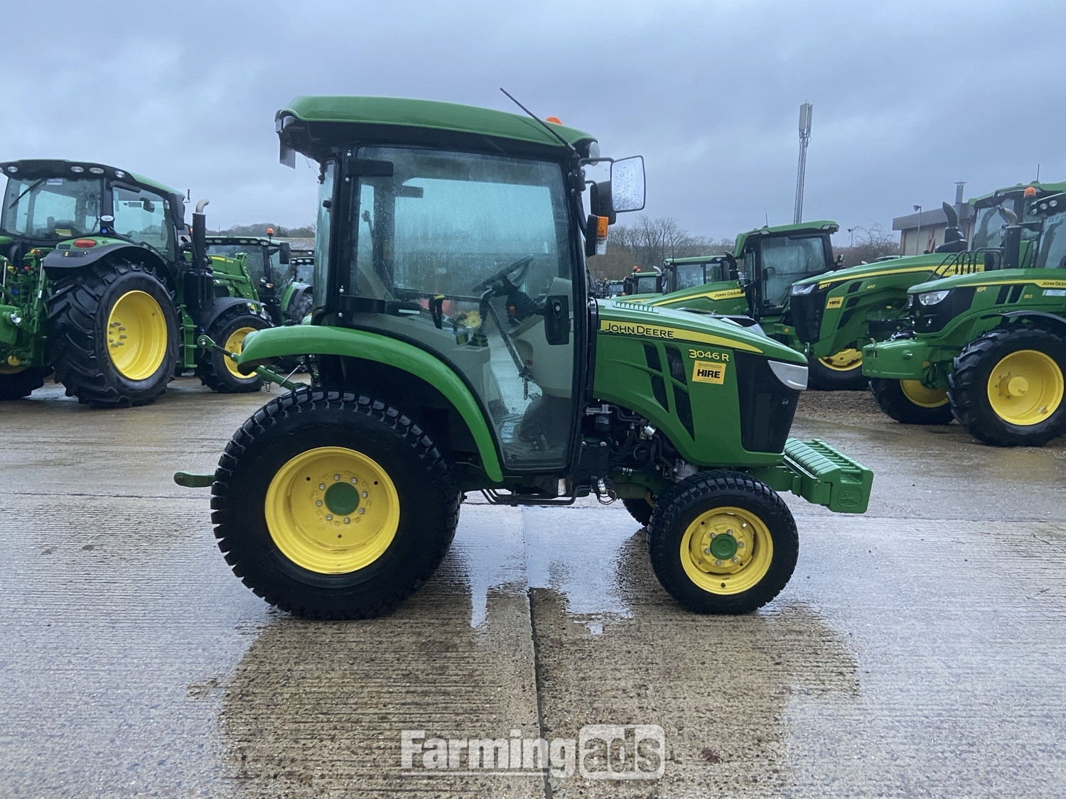John Deere 3046R () Tractor - {CATEGORY}