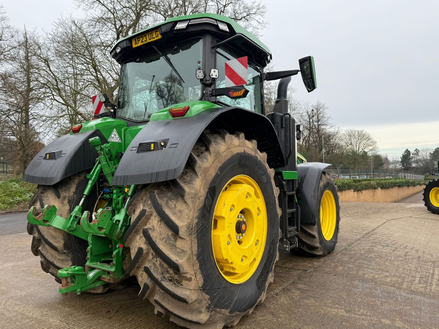 John Deere 8R 370 (2023) Tractor - {CATEGORY}