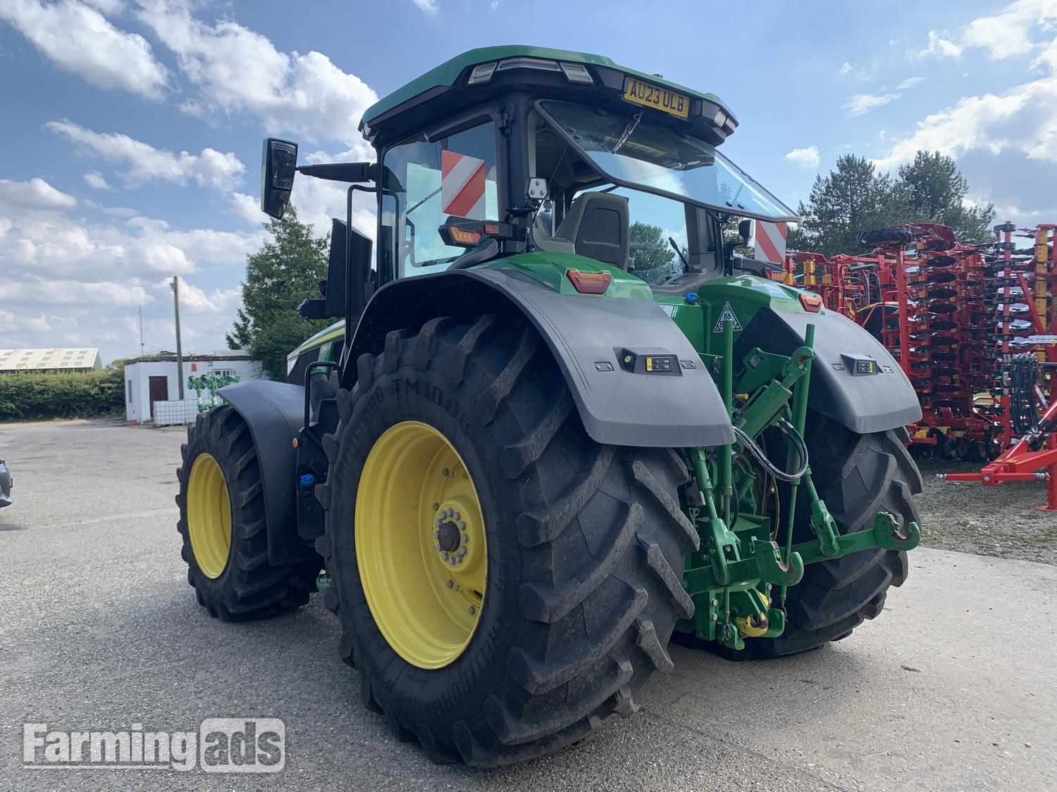 {CATEGORY} - John Deere 7R 330 (2023) Tractor