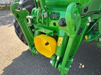 John Deere 6250R (2022) Tractor
