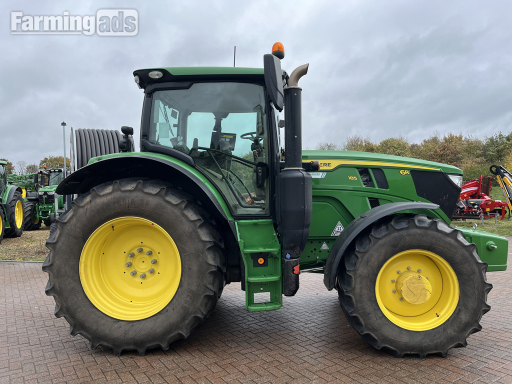 John Deere 6R 185 (2025) Tractor - {CATEGORY}