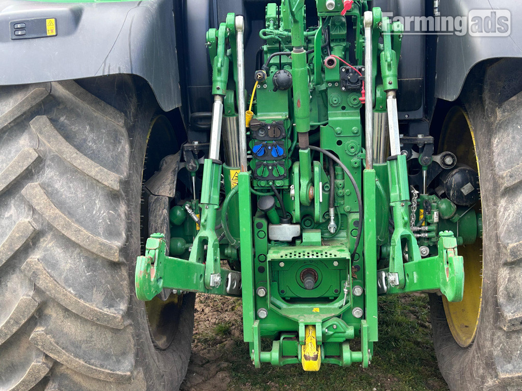 John Deere 6R 150 (2025) Tractor 