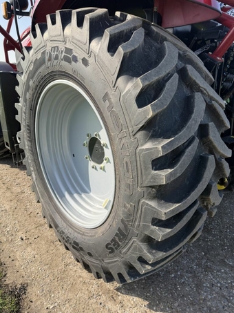 Case IH Puma 175CVX () Tractor
