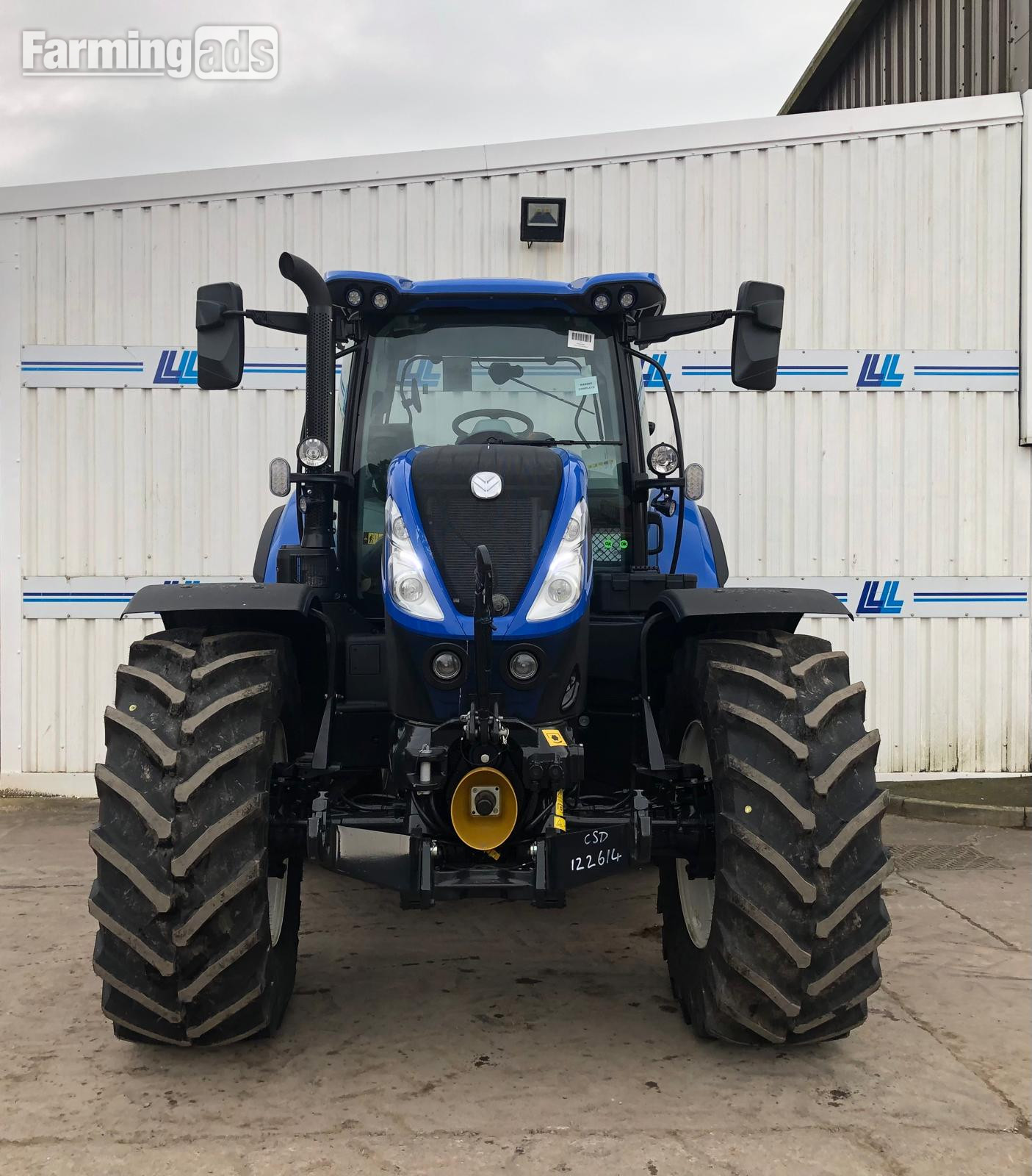  New Holland T7.210 () Tractor