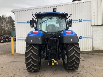 New Holland T5.140 () Tractor