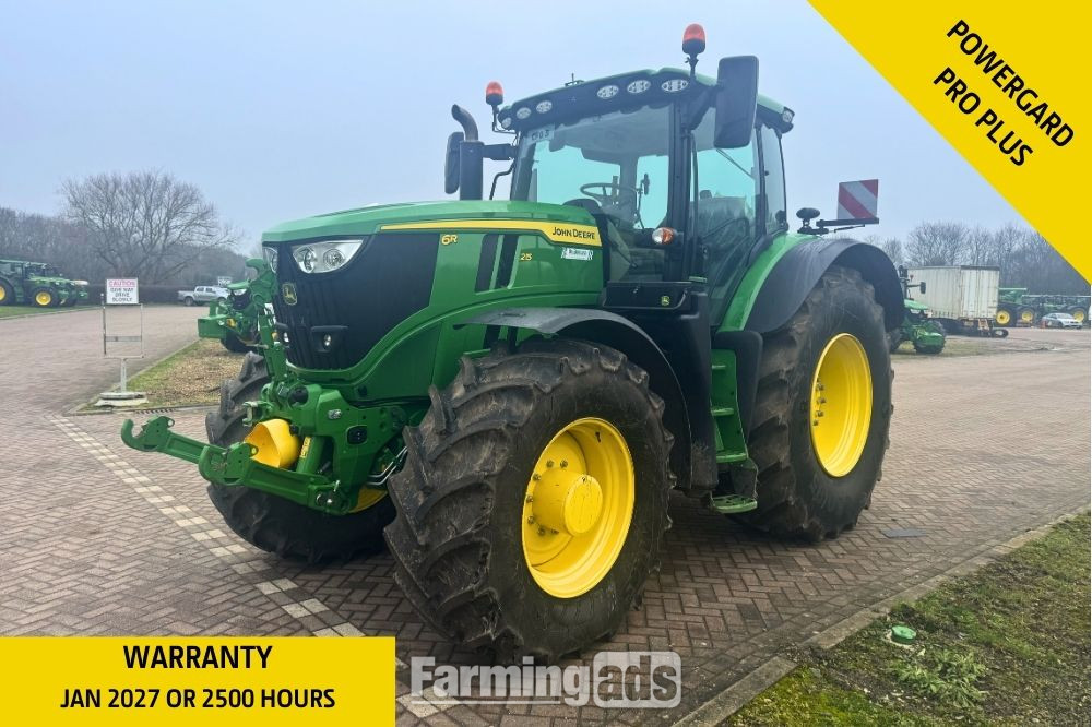 John Deere 6R 215 (2025) Tractor