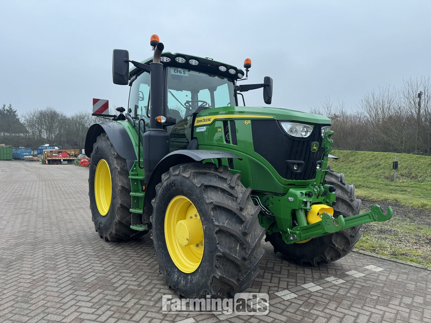  John Deere 6R 215 (2025) Tractor