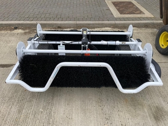 (2025) Tractor
