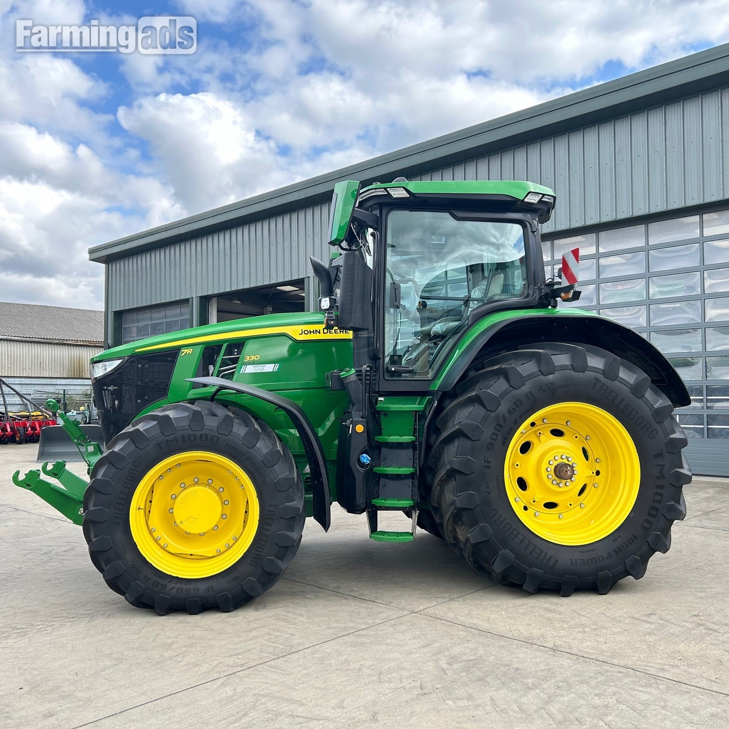 {CATEGORY} - John Deere 7R 330 (2023) Tractor