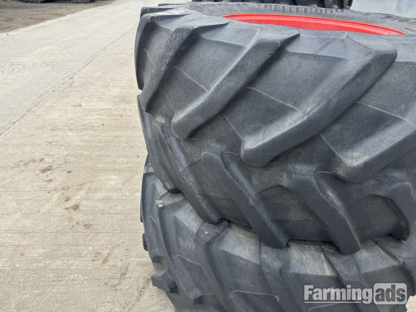 Other  () Tractor - {CATEGORY}
