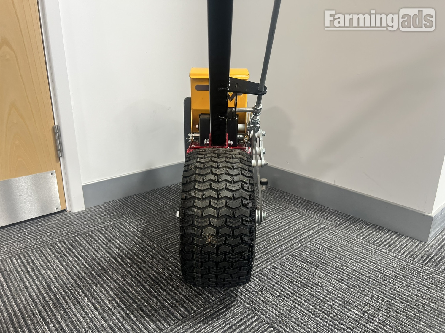 (2024) Tractor - {CATEGORY}