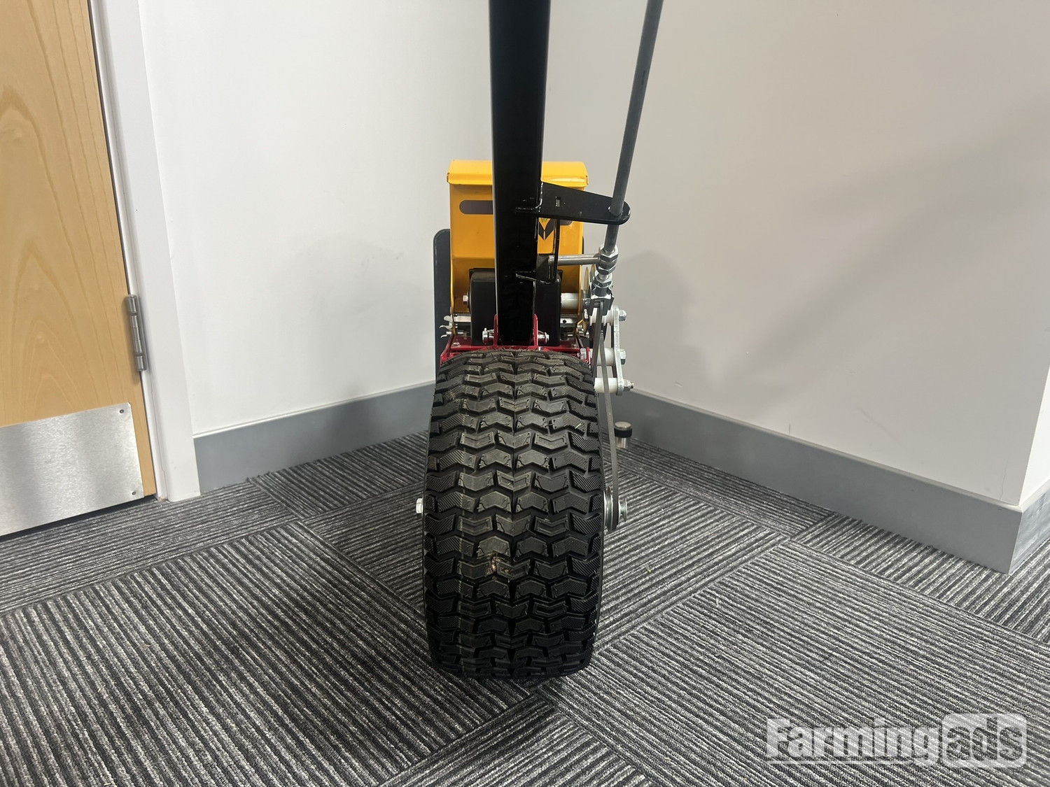 (2024) Tractor - {CATEGORY}