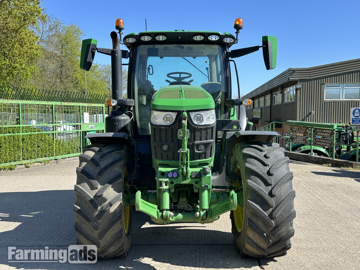 John Deere 6R 155 (2022) Tractor