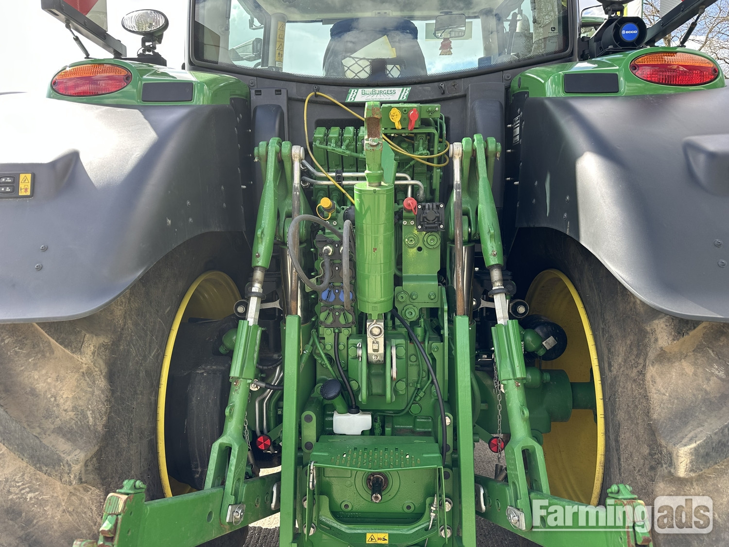 John Deere 6R 215 (2025) Tractor 