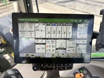 John Deere 6R 215 (2025) Tractor