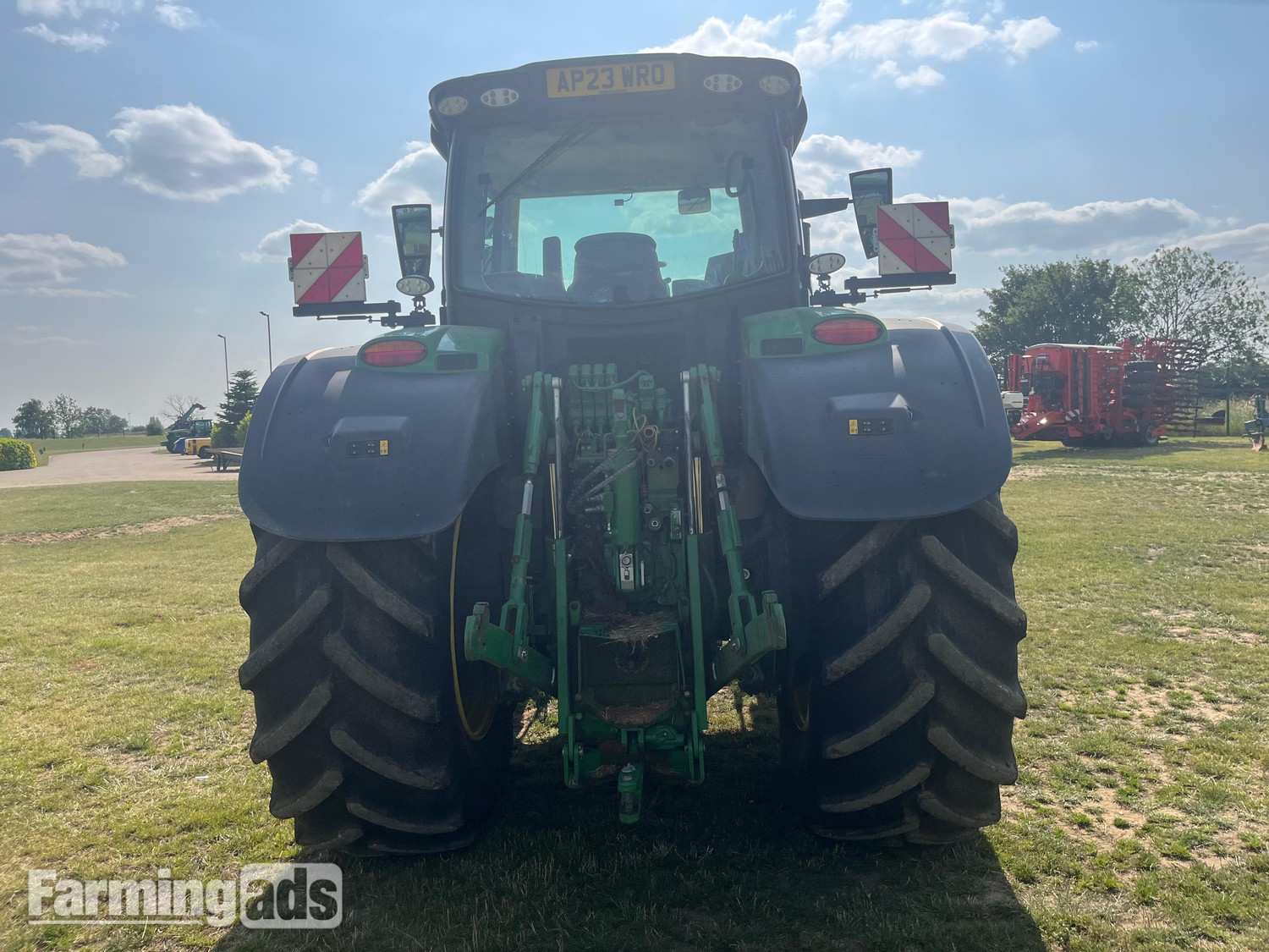 John Deere 6R 250 (2022) Tractor 
