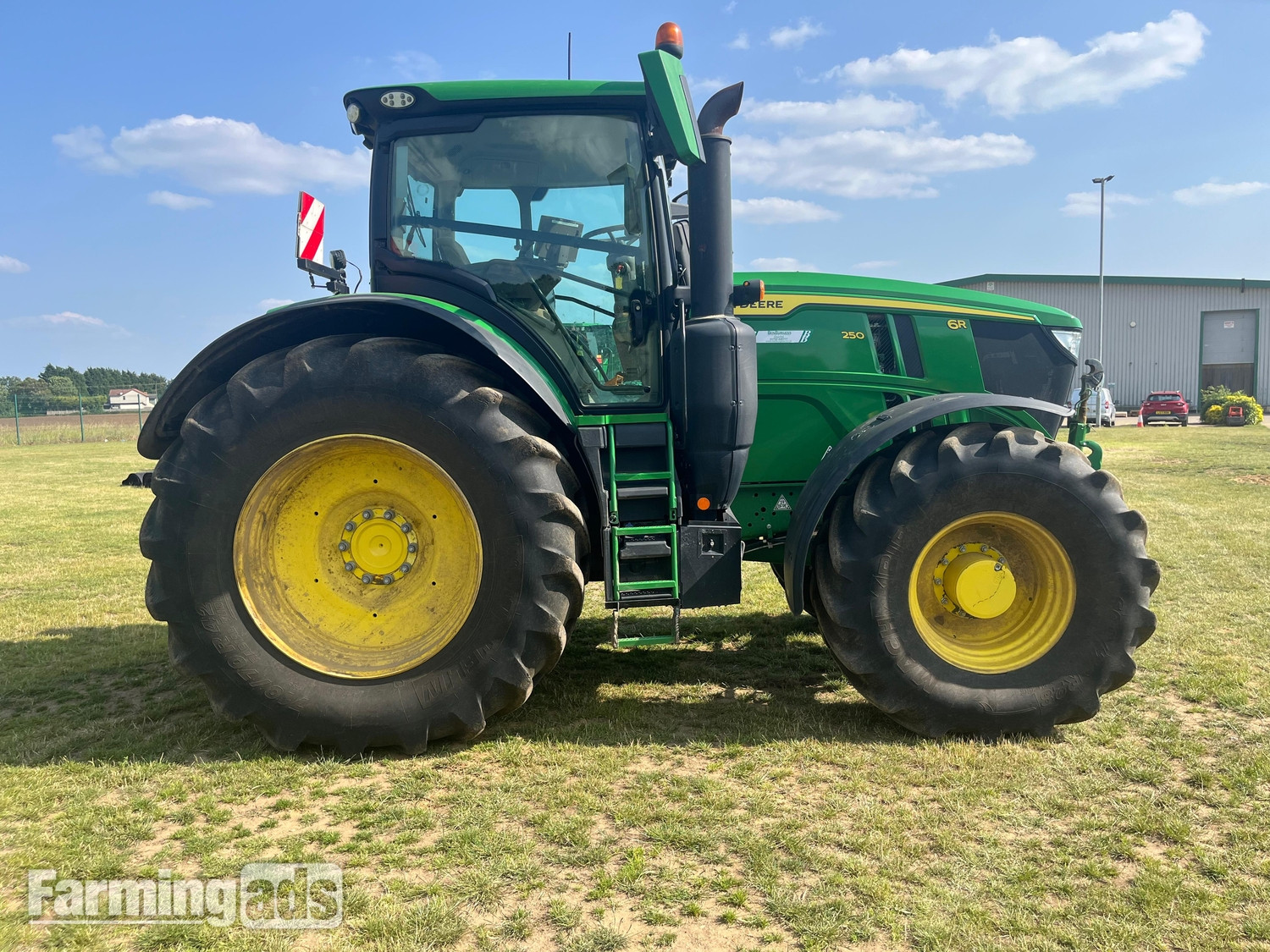 John Deere 6R 250 (2022) Tractor - {CATEGORY}