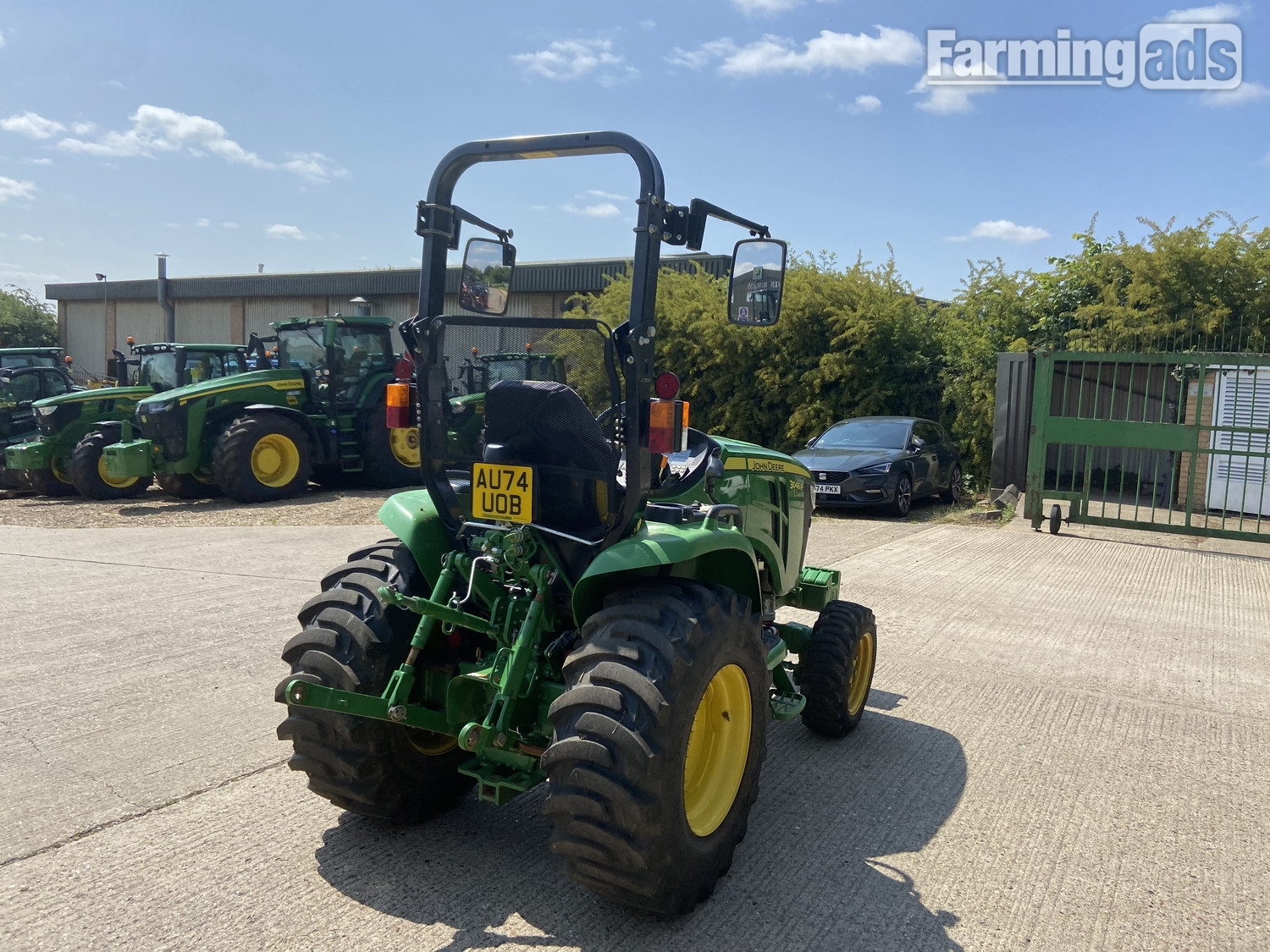 John Deere 3046R () Tractor - {CATEGORY}