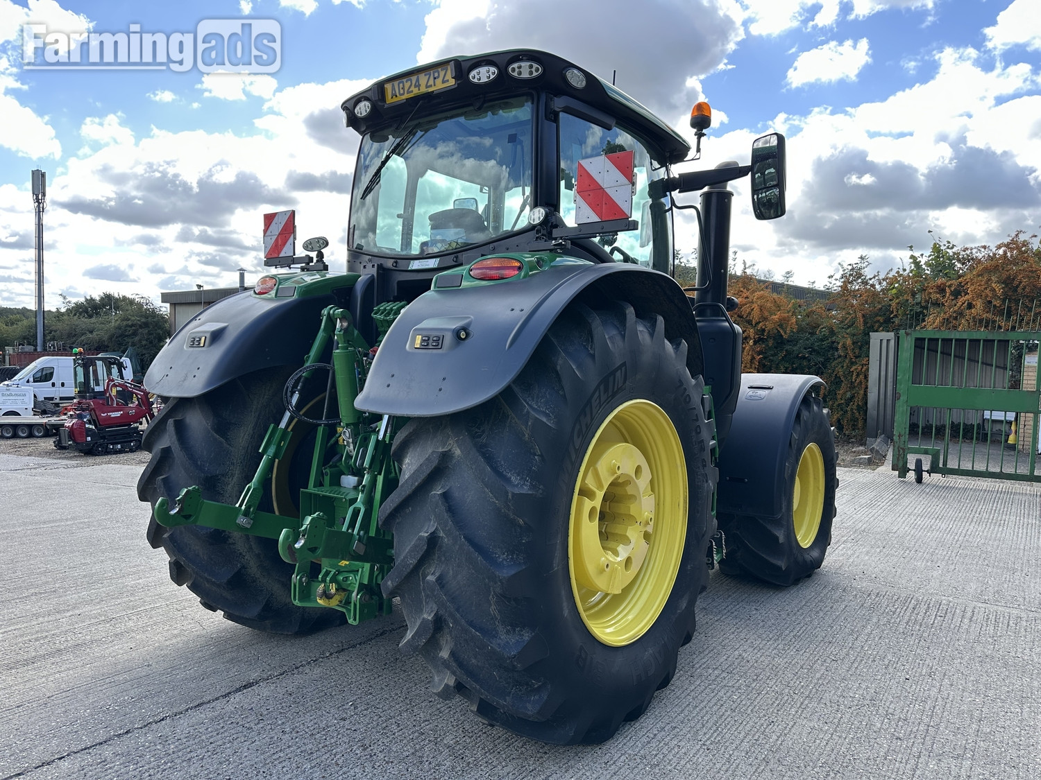 John Deere 6R 250 (2024) Tractor - {CATEGORY}