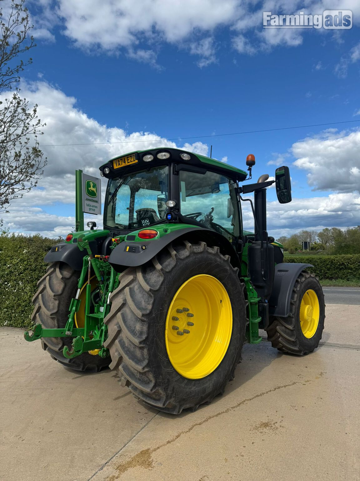 John Deere 6R 185 (2025) Tractor - {CATEGORY}
