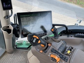 John Deere 6R 215 (2024) Tractor
