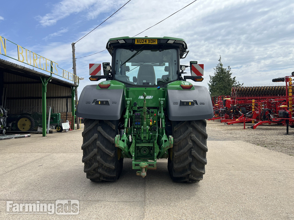 John Deere 8R 370 (2023) Tractor 