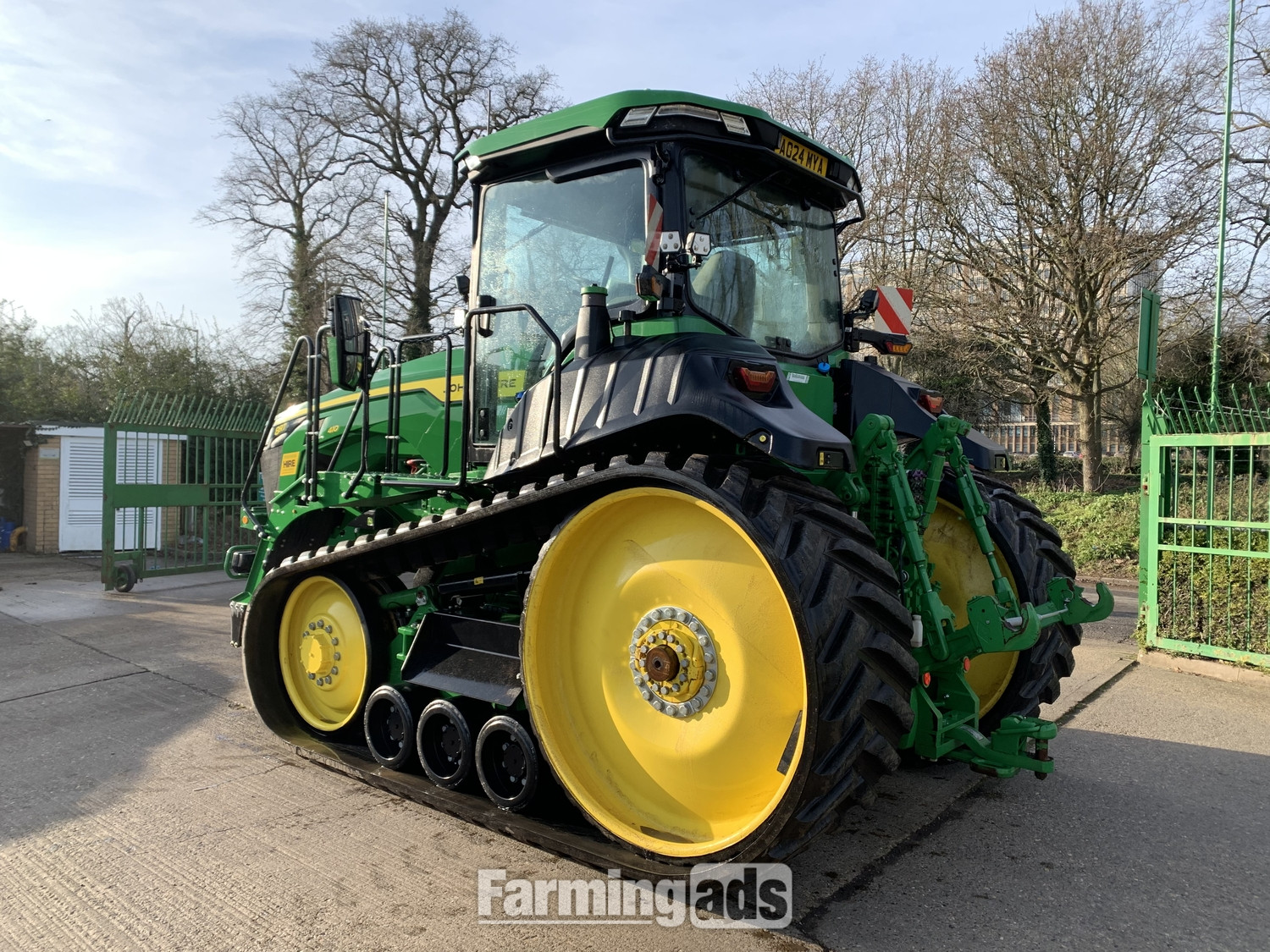 {CATEGORY} - John Deere 8RT 410 (2023) Tractor