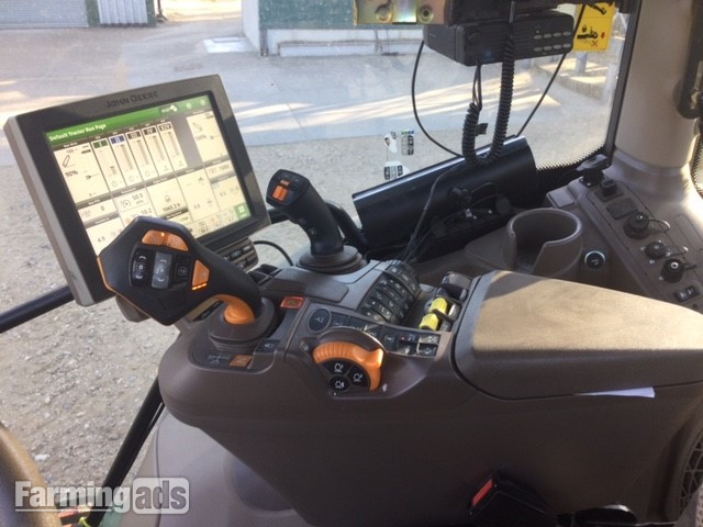 {CATEGORY} - John Deere 6R 215 (2023) Tractor