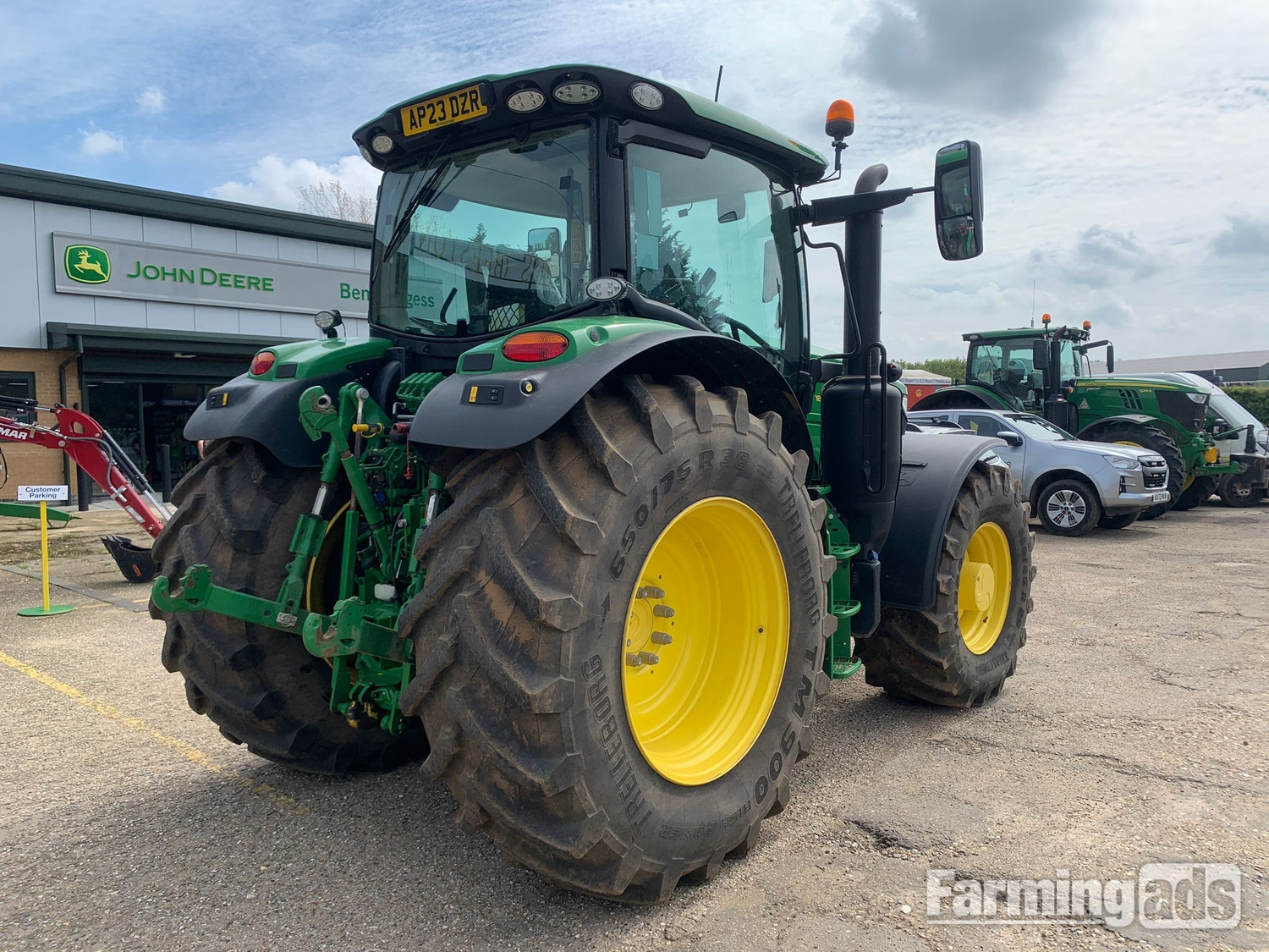 John Deere 6R 185 (2023) Tractor - {CATEGORY}