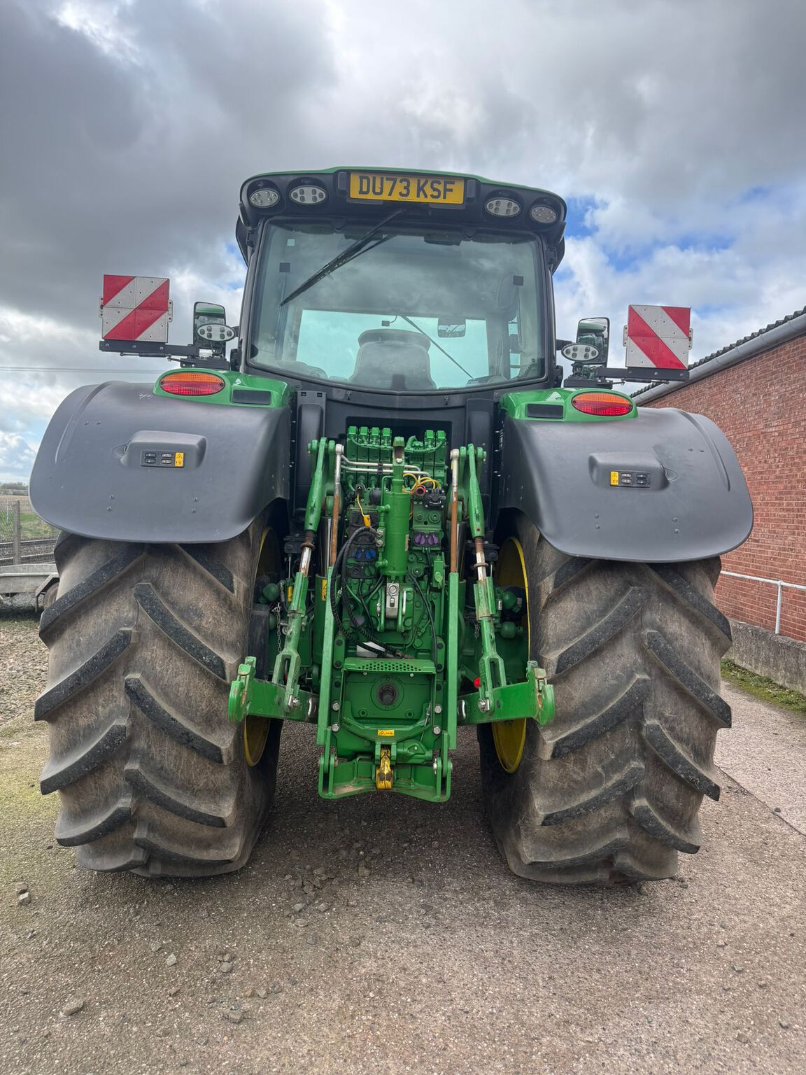 {CATEGORY} - John Deere 6215R (2023) Tractor