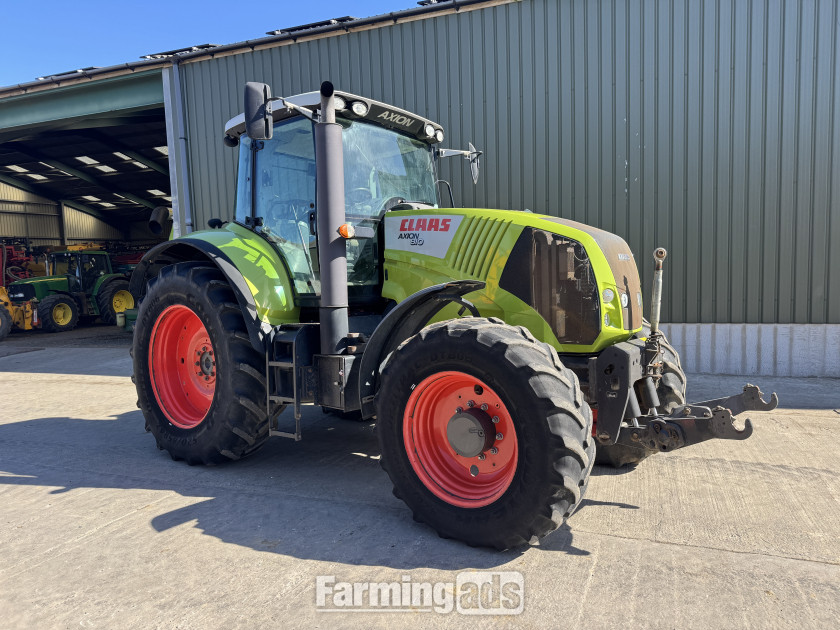  Claas  (2013) Tractor