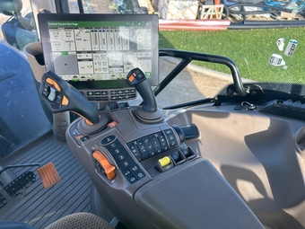 John Deere 6R 250 (2024) Tractor