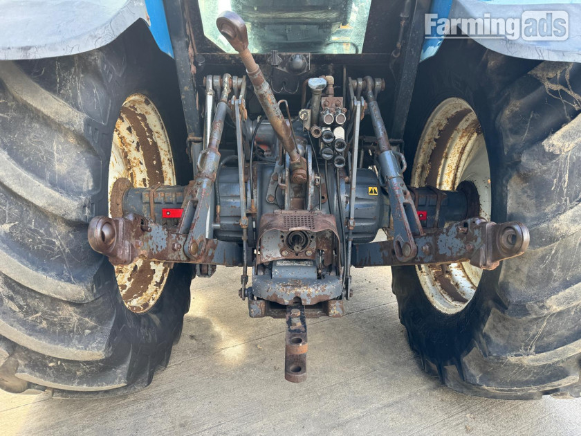 New Holland  () Tractor 