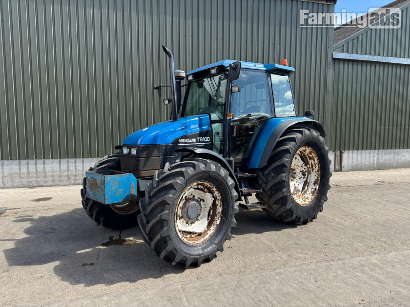  New Holland  () Tractor