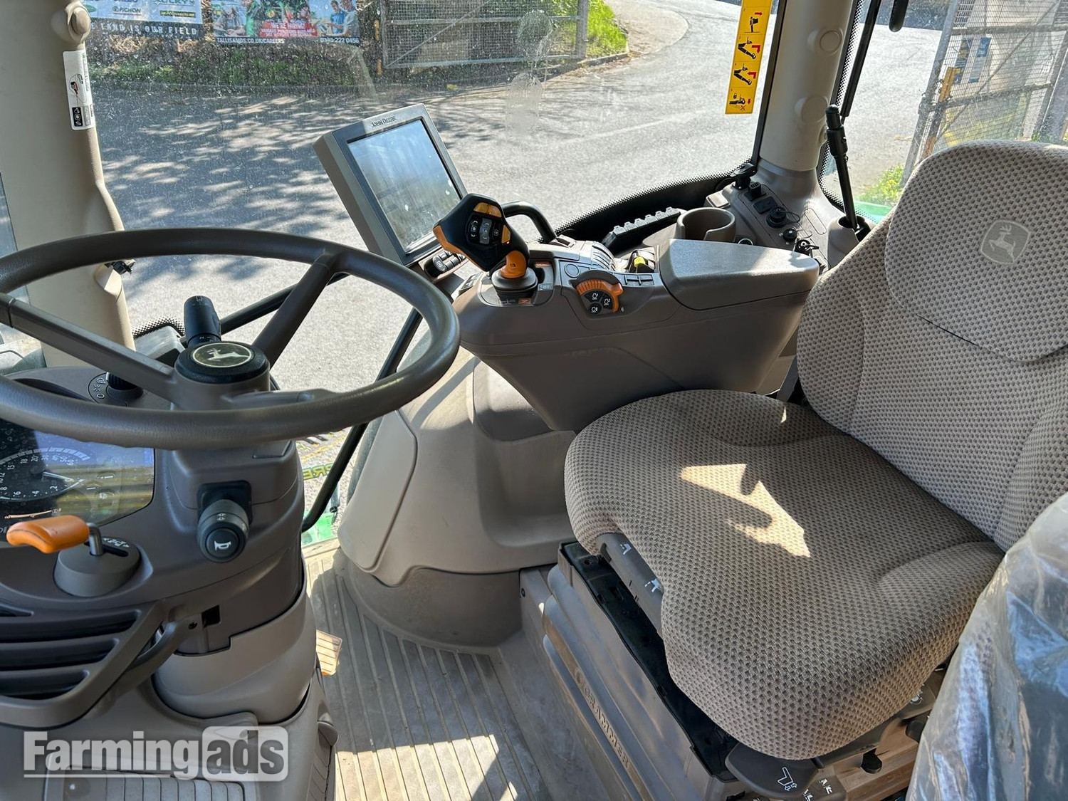 {CATEGORY} - John Deere 6155R (2022) Tractor