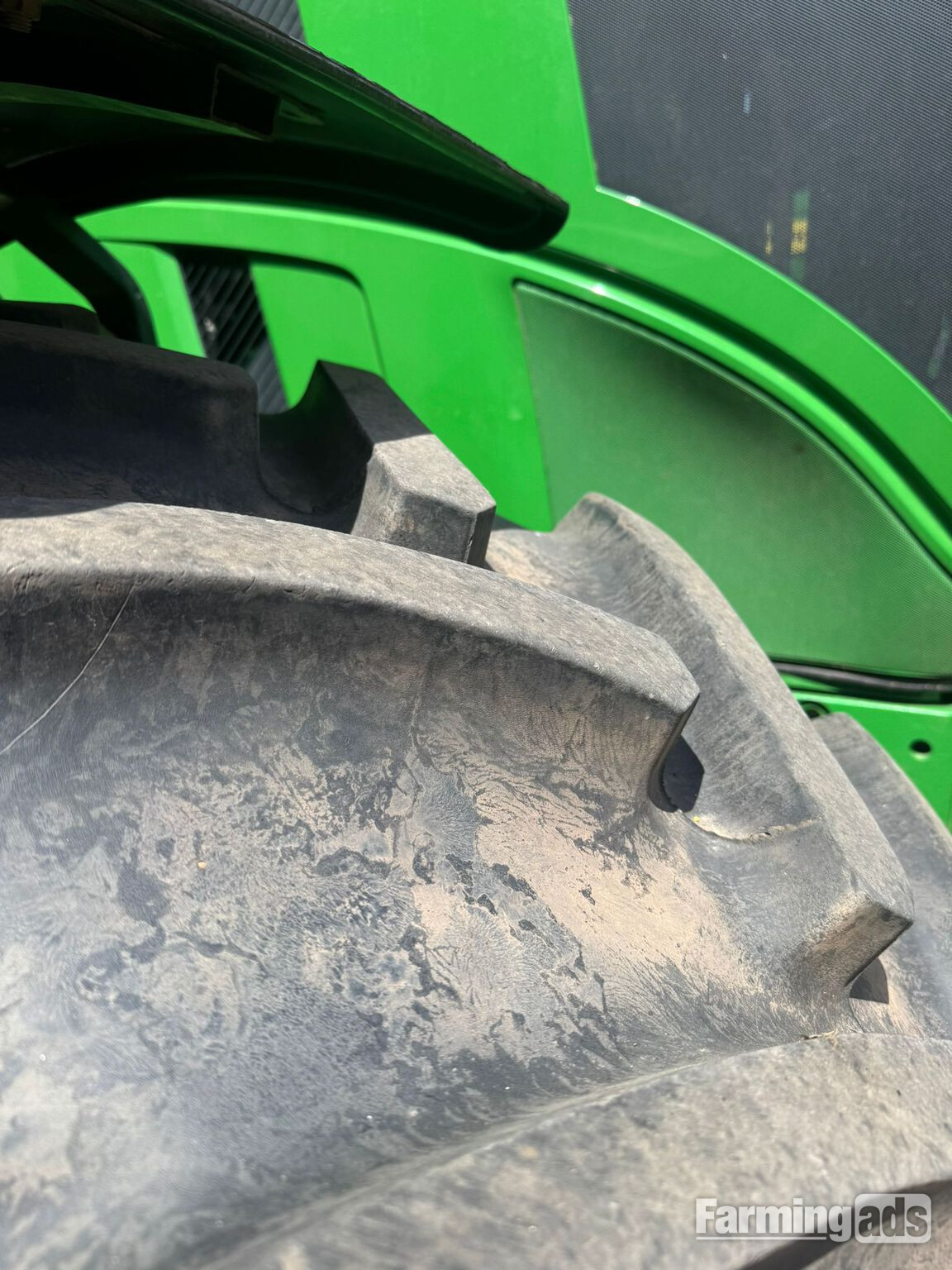  John Deere 6R 215 (2025) Tractor