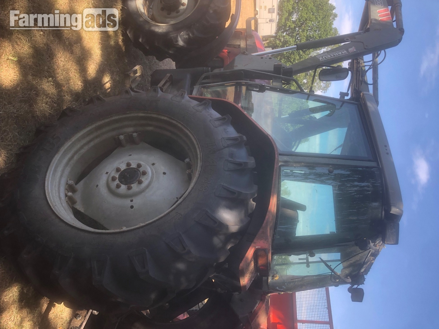 Massey Ferguson 4270 () Tractor