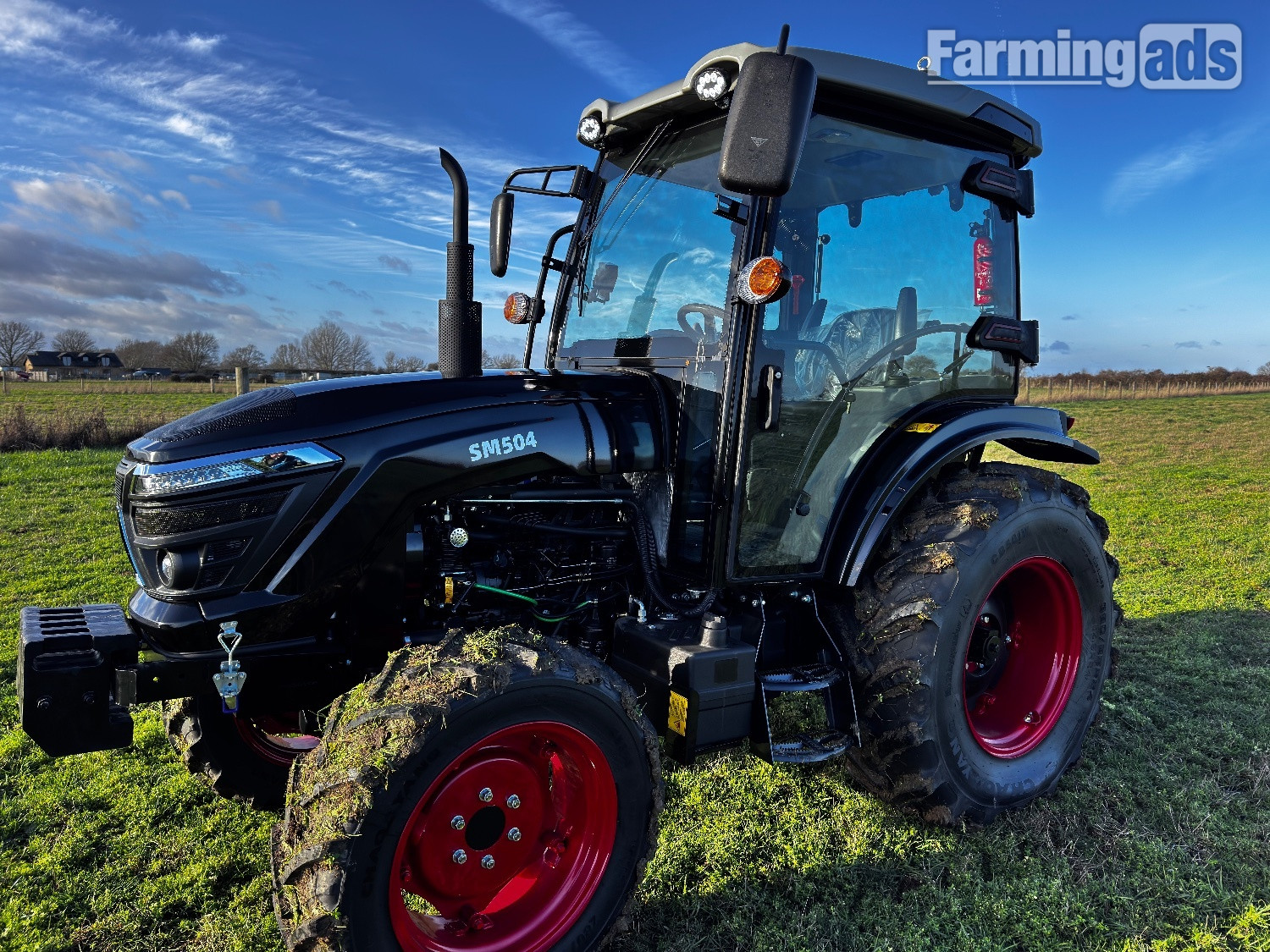 John Deere 504 () Tractor - {CATEGORY}