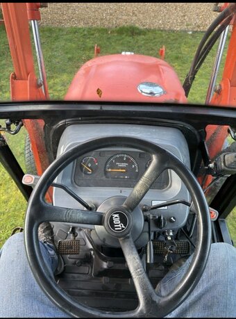Kioti DK451C (2010) Tractor