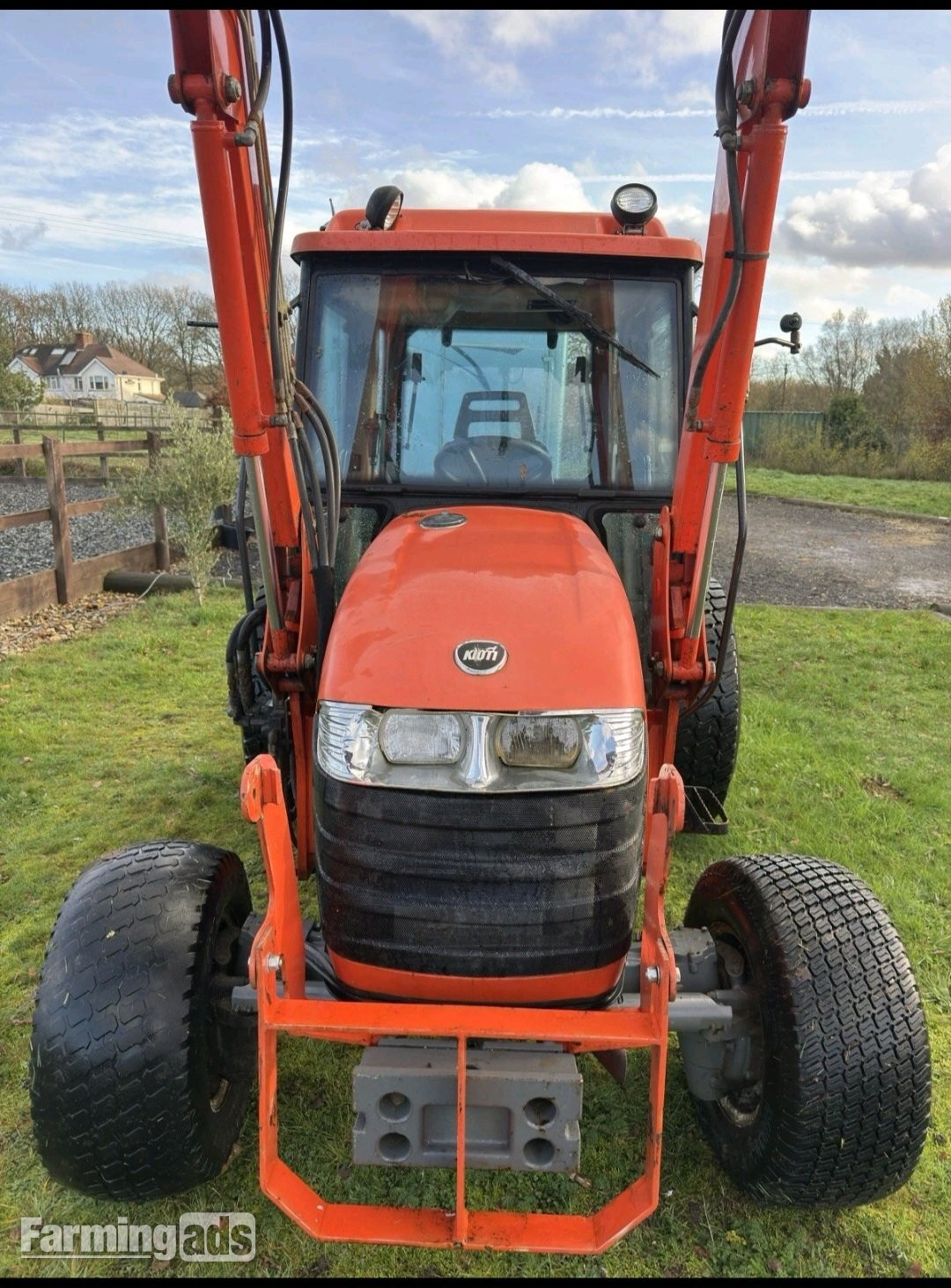 Kioti DK451C (2010) Tractor 