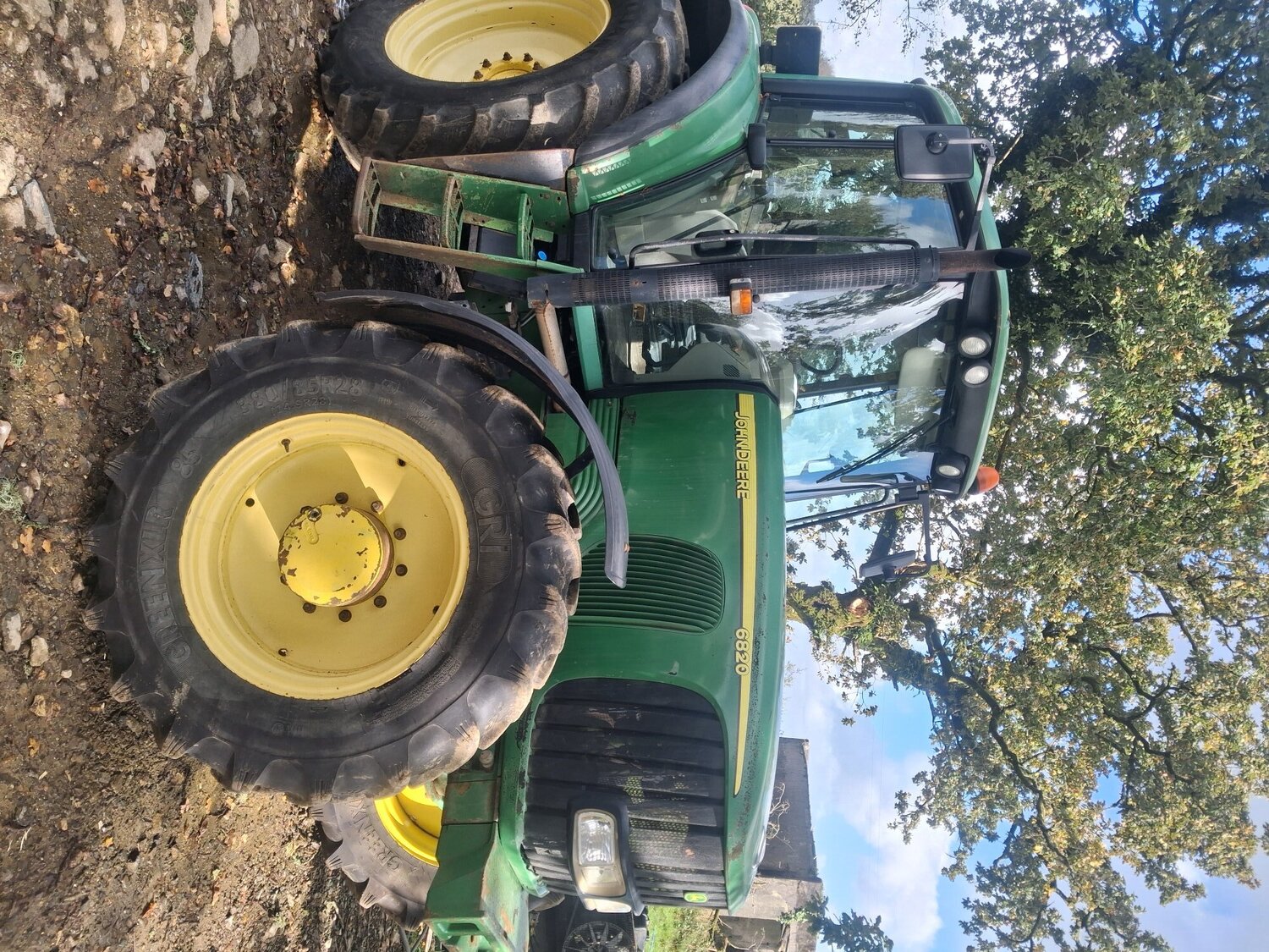  John Deere 6820 (2005) Tractor
