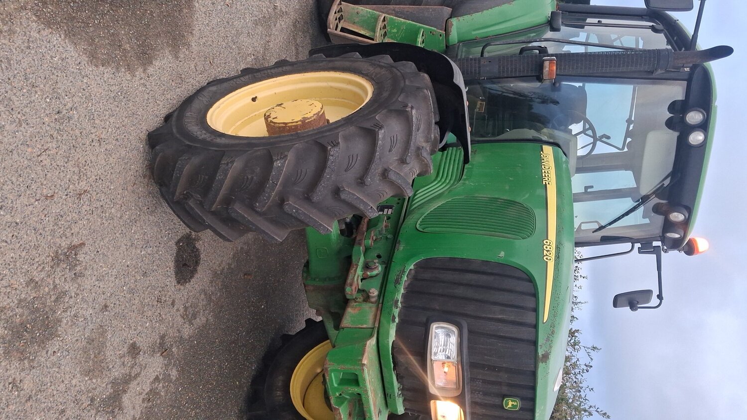 {CATEGORY} - John Deere 6820 (2005) Tractor